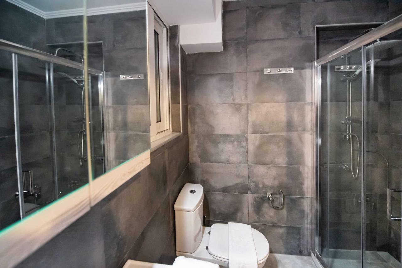 F Apartment *